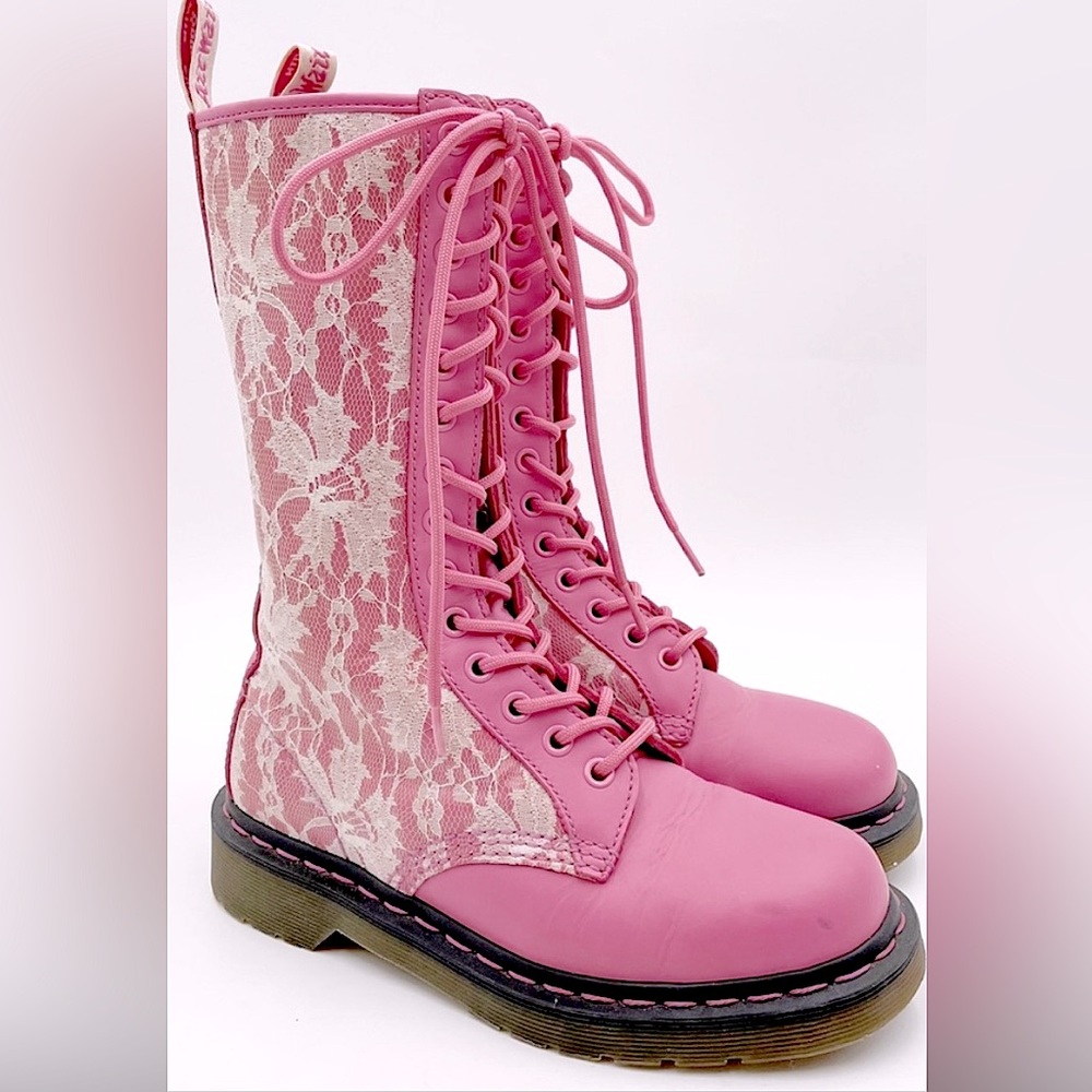 Pink dr martens size 7 Rare